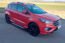 Ford Kuga/Escape 2013–2019 Side steps Line (2 stuks, aluminium) Met zwarte deurlijsten foto 3
