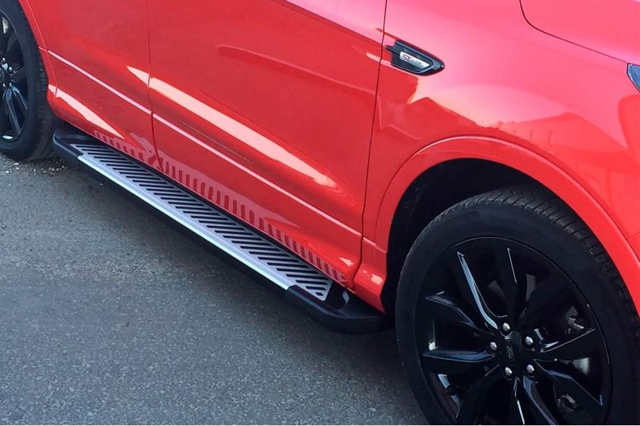 Ford Kuga/Escape 2013–2019 Side steps Line (2 stuks, aluminium) Met gespoten deurpanelen Foto 10