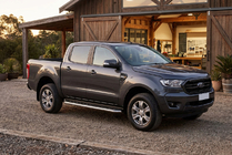 Ford Ranger 2011–2022 Maydos V1 side steps (2 stuks, RVS) foto 1