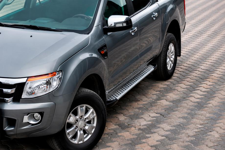Ford Ranger 2011–2022 Side steps Allmond Grey (set van 2, aluminium) Image