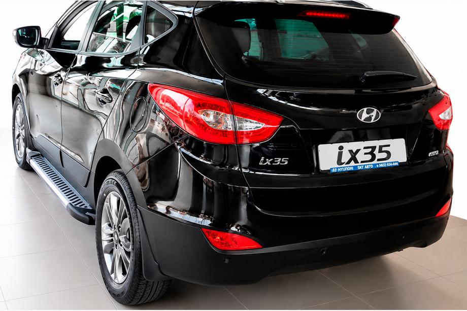 Hyundai IX-35 2010–2015 Line side steps (set van 2, aluminium) Image