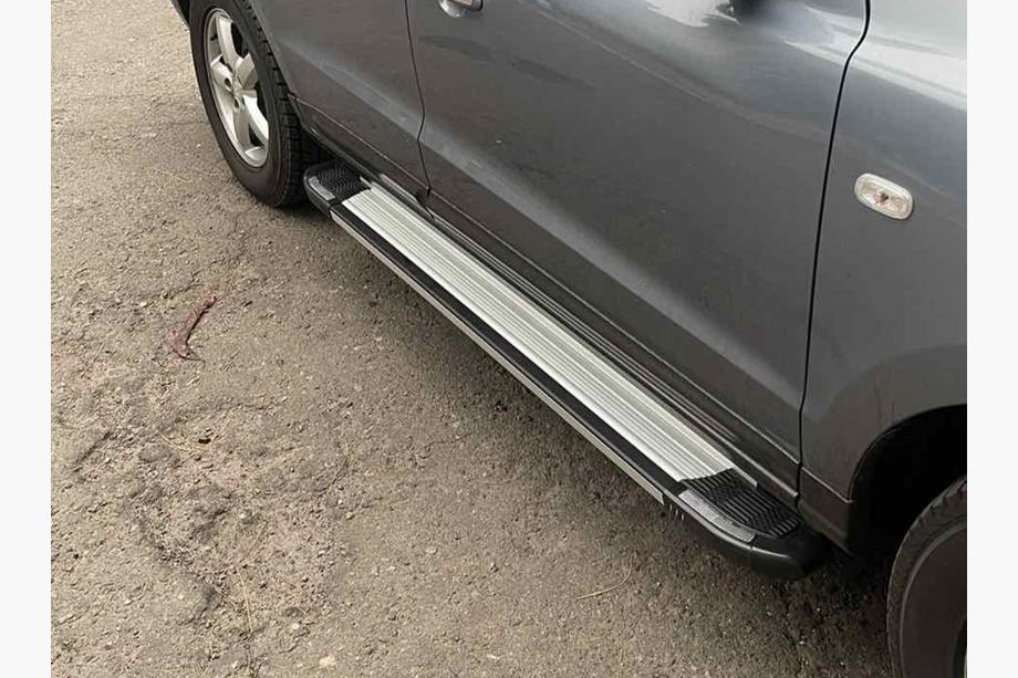 Hyundai Santa Fe 1 2000–2006 Rainbow zijtreden (set van 2, aluminium) Image
