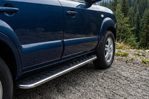 Hyundai Tucson JM 2004– Maydos V1 zijtreden (set 2 stuks, aluminium + RVS) foto 1