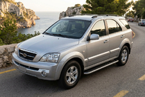 Kia Sorento I BL 2002–2009 Maydos V1 zijtreden (set 2 stuks, aluminium + RVS) foto 1