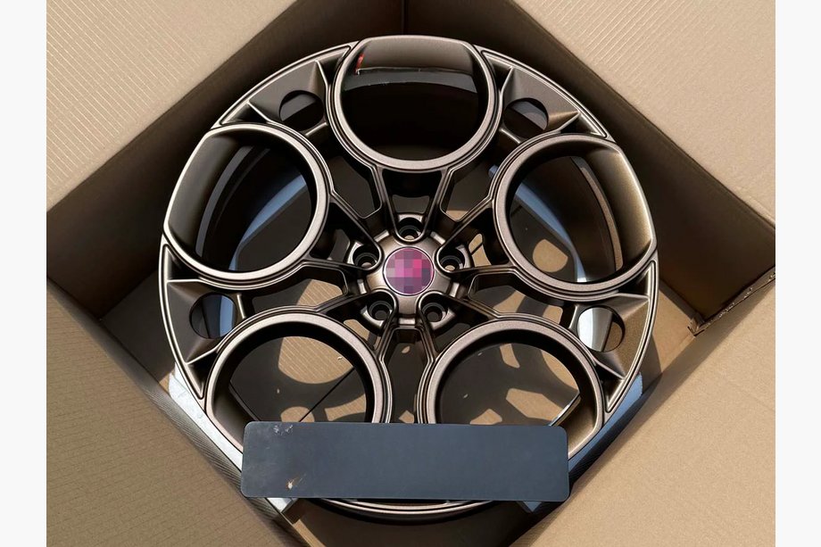 Alfa Romeo Stelvio 2016– Gesmede velgen OEM R21 V2 (4 stuks) Image