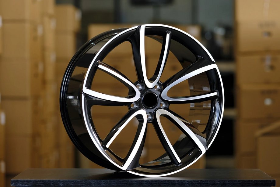 Bentley Bentayga 2015–2025 Gesmede velgen OEM R23 V2 (4 stuks) Image