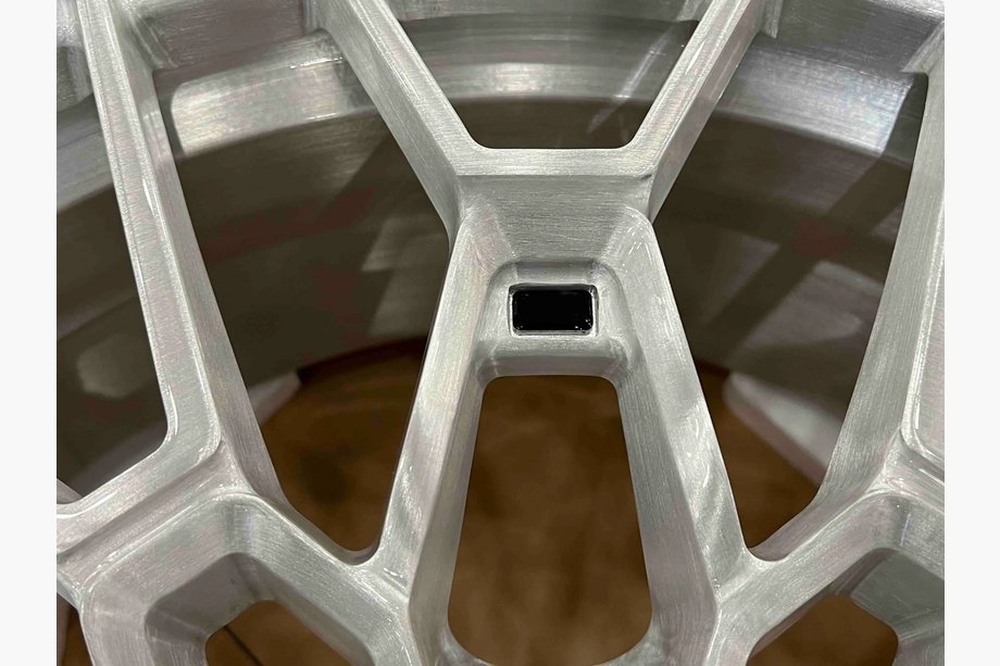 Gesmede OEM velgen R20 V1 (4 stuks) Image