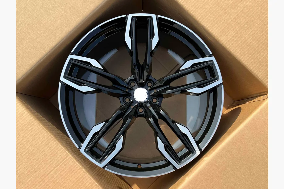 BMW X4 G02 2018– OEM gesmede velgen R21 (4 stuks) Image