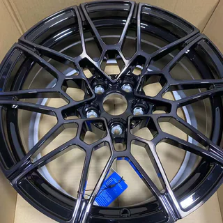 OEM gesmede velgen R19 R20 V3 (4 stuks) foto 3