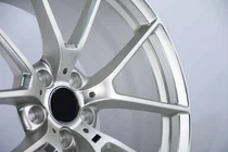 BMW 2 Serie G42 2021– Gesmede OEM-velgen R19 R20 V2 (4 stuks) foto 4