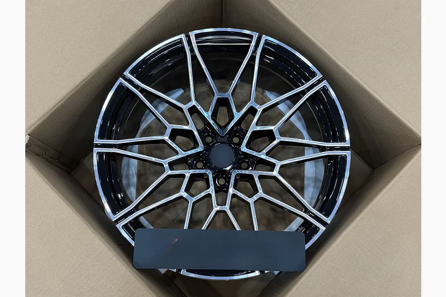 BMW 4-serie G22/23/26 2020– Gesmede OEM velgen R19 R20 V6 (4 stuks) Image