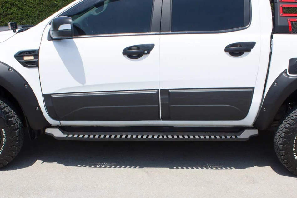 Side steps op de auto: voor- en nadelen