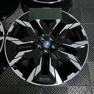 Gesmede velgen OEM R21 V3 (4 stuks) BMW 5/i5 Serie G60/G60E/G61 2023– foto 2