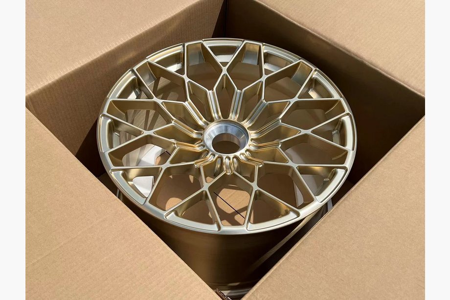 Lamborghini Huracan 2014– Gesmede OEM velgen R20 V2 (4 stuks) Foto 3