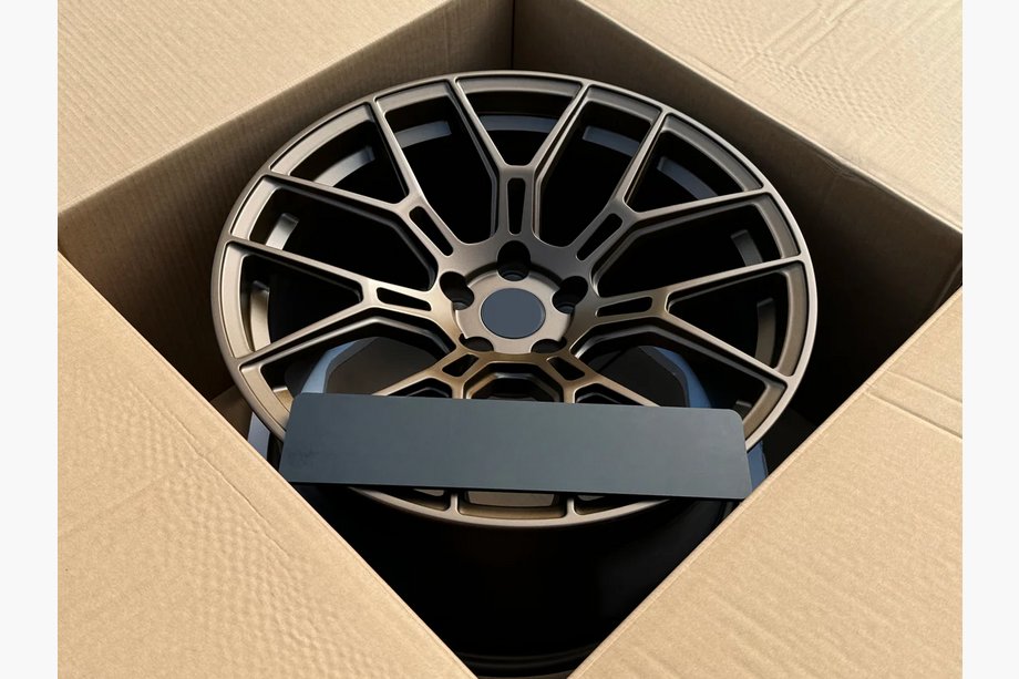 Lamborghini Huracan 2014– Gesmede OEM velgen R19 V1 (4 stuks) Foto 5