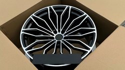 Lamborghini Urus 2018– Gesmede velgen OEM R23 V13 (4 stuks) foto 6