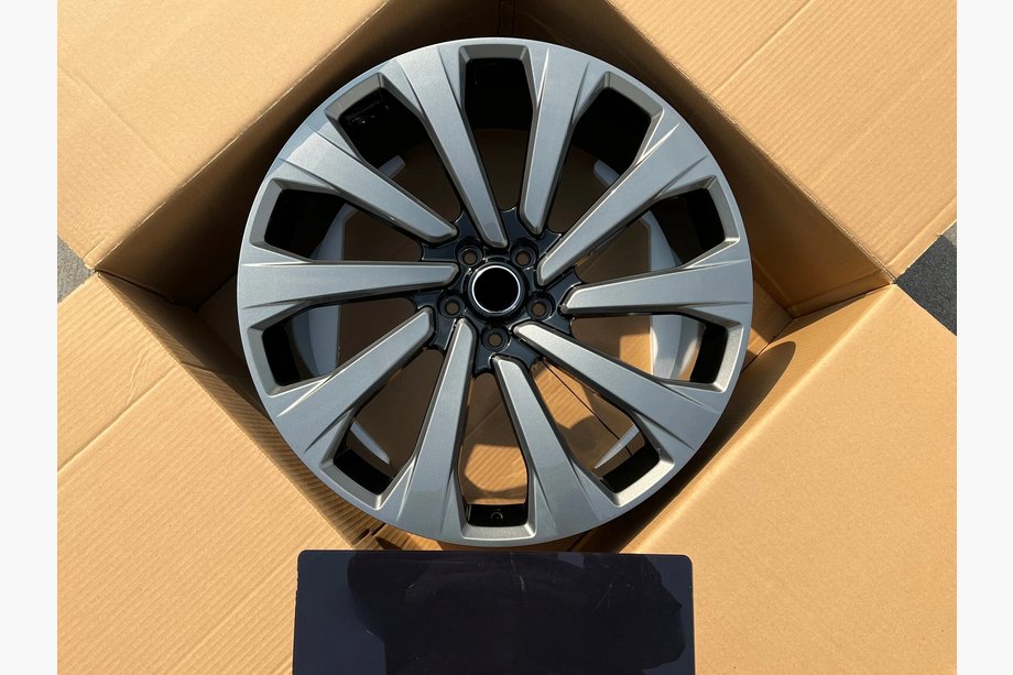 Range Rover V L460 2021– Gesmede velgen OEM R23 V2 (4 stuks) Image