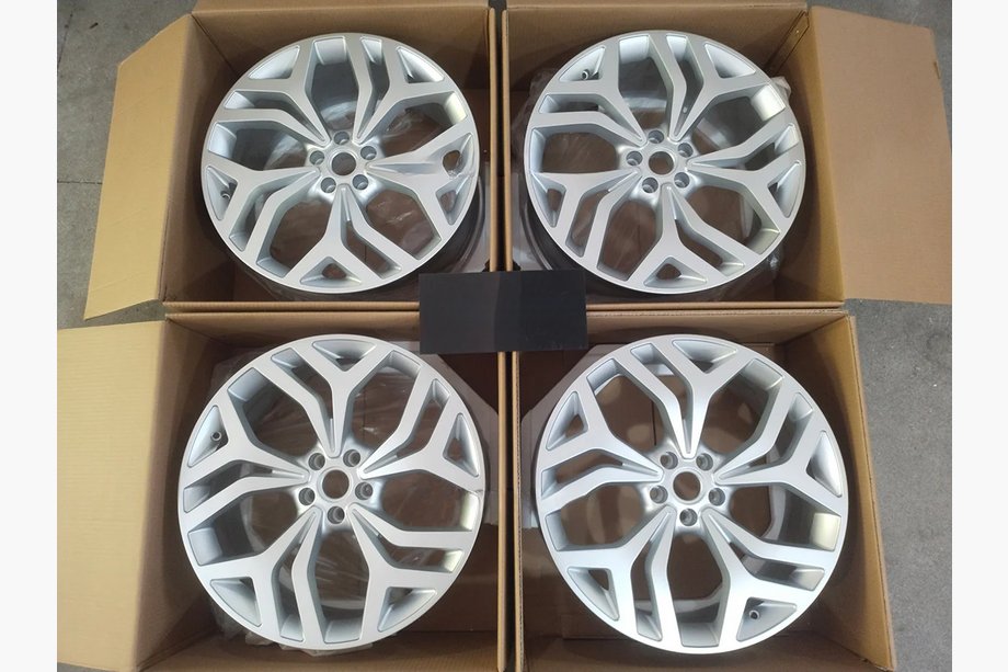 Range Rover Evoque 2018– Gesmede OEM velgen R20 (4 st.) Image