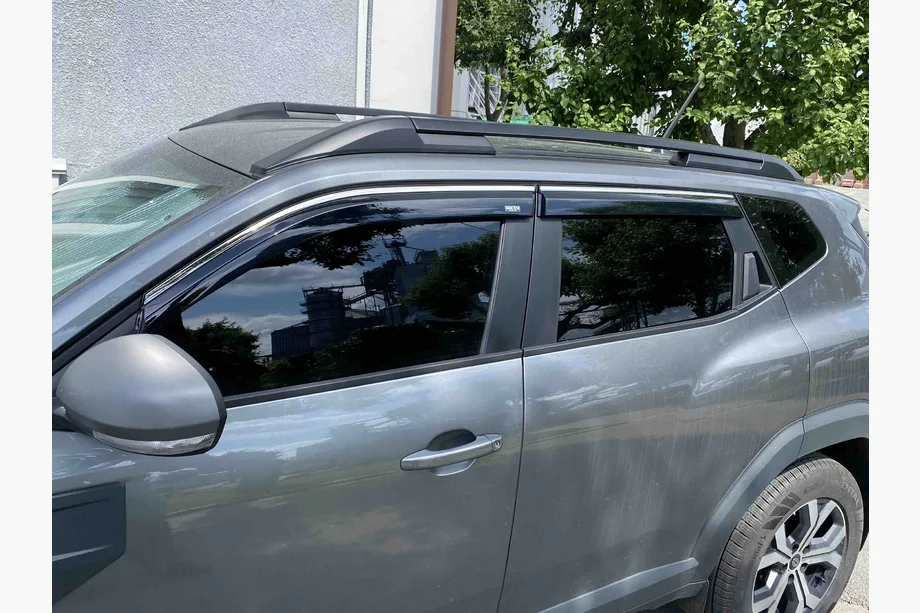 Dacia Duster 2024– Windschermen met chromen sierlijst Niken Luxury (4 stuks) Foto 5