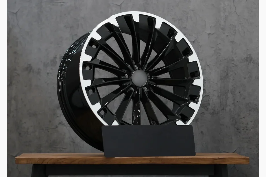 Mercedes EQE Gesmede OEM velgen R20 (4 st.) Image