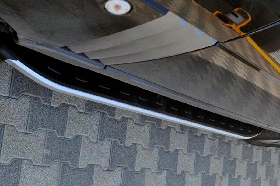 Range Rover III L322 2002–2012 Fullmond side steps (set van 2, aluminium) Image