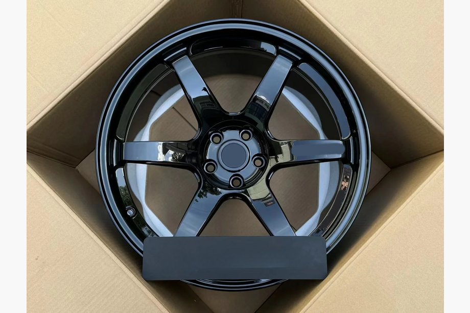 Nissan GT-R 2008–2025 Gesmede OEM velgen R20 V1 (4 stuks) Foto 1