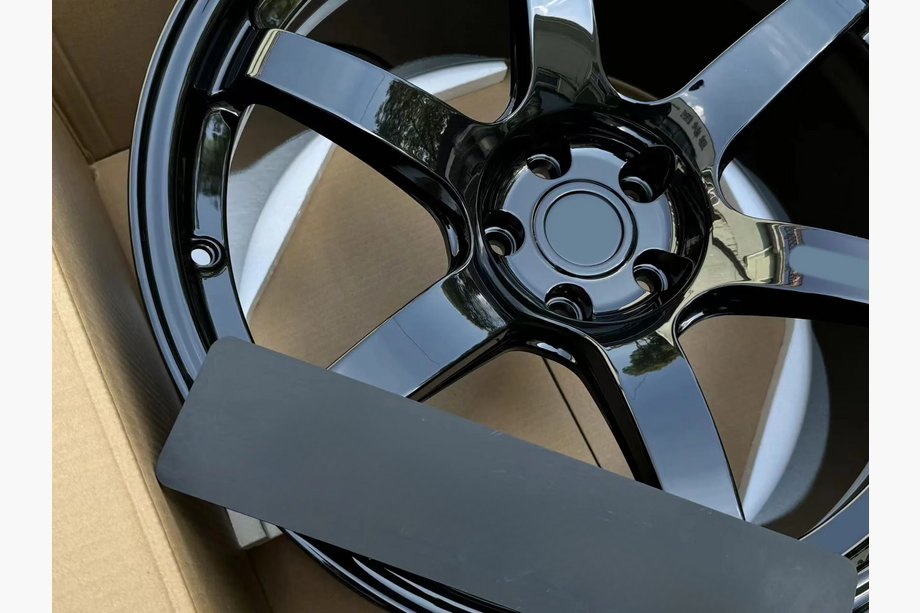 Nissan GT-R 2008–2025 Gesmede OEM velgen R20 V1 (4 stuks) Foto 5