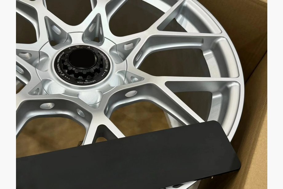 Porsche Boxster/Cayman 982 (718) 2016– Gesmede OEM velgen R20 V2 (4 stuks) Foto 9