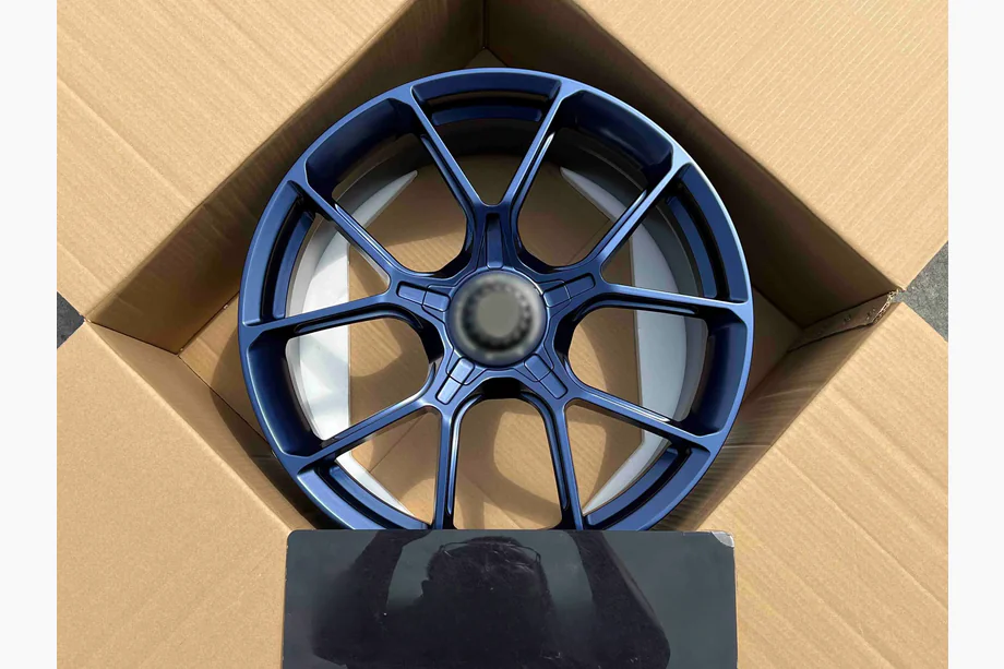 Porsche 911 (992) 2018– Gesmede OEM velgen R20 R21 V6 (4 stuks) Image