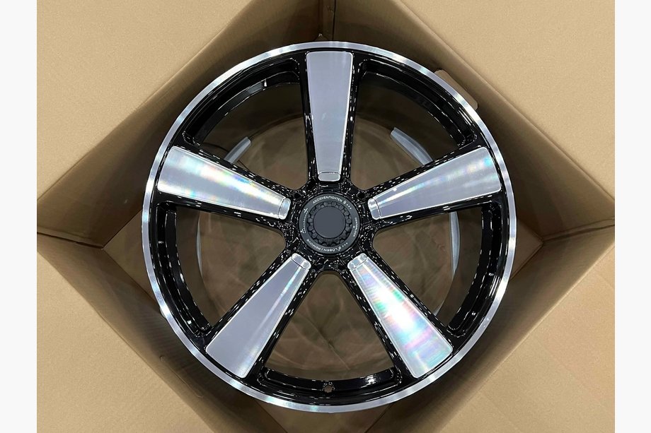 Porsche 911 (992) 2018– OEM gesmede velgen R20 R21 V7 (4 stuks) Image