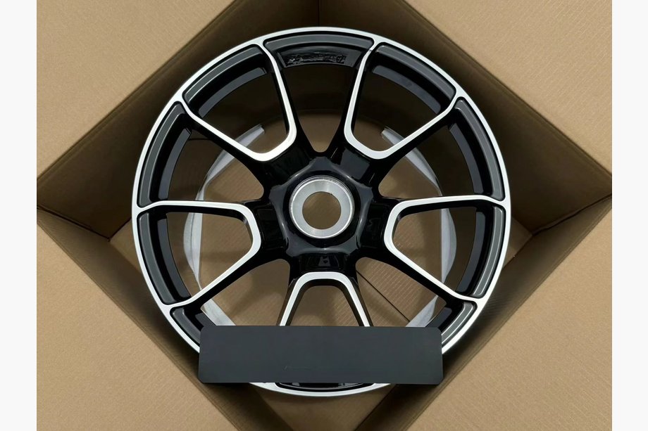 Porsche 911 (992) 2018– Gesmede OEM-velgen R20 R21 V18 (4 stuks) Image