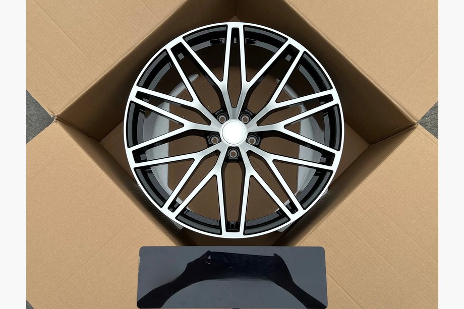 Porsche Macan 2014–2024 Gesmede velgen OEM R21 V2 (4 stuks) Image
