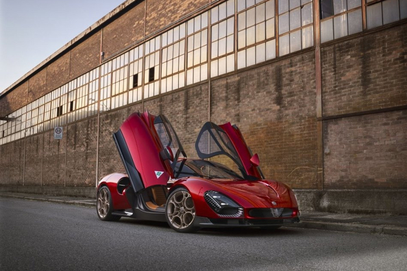 Review van de Alfa Romeo 33 Stradale 2023