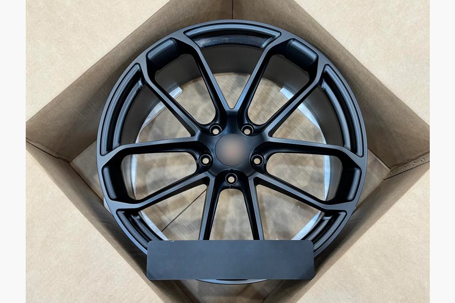 Porsche Cayenne 2018– OEM gesmede velgen R22 V8 (4 stuks) Image