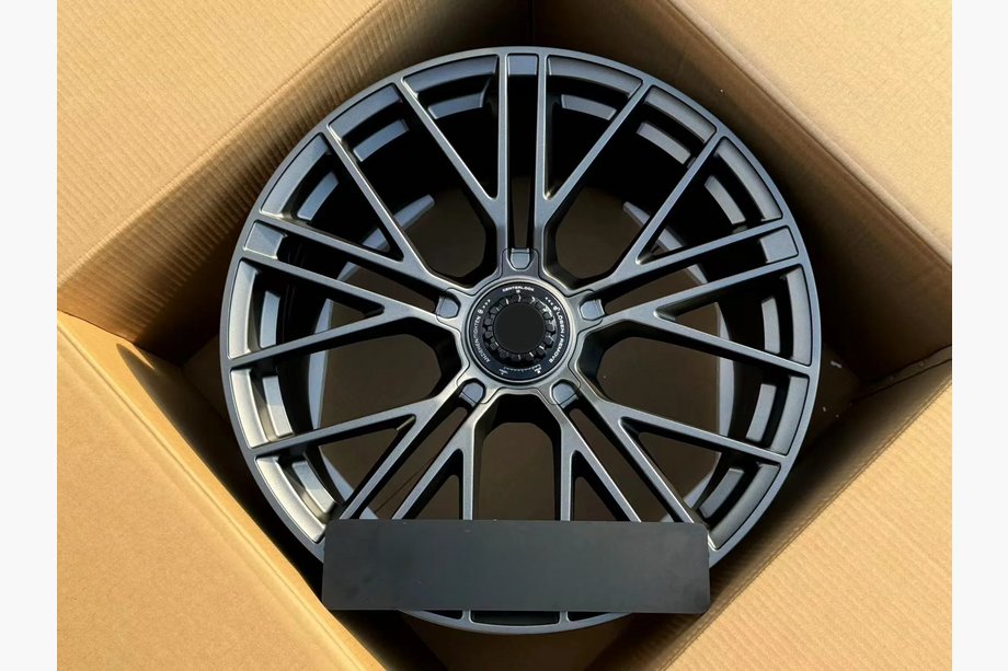 Porsche Panamera 2023– Gesmede velgen OEM R21 V3 (4 stuks) Image
