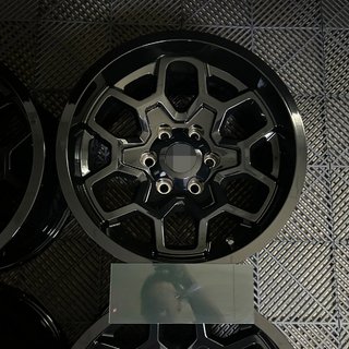 Gesmede velgen OEM R17 (4 stuks) Toyota Hilux 2015– foto 1