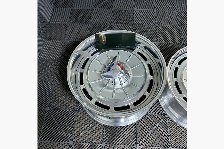 Chevrolet Impala 1961–1964 Gesmede OEM-velgen R18 R20 (4 stuks) Foto 14