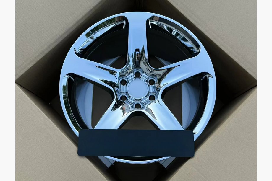 Dodge Viper 1996–2002 OEM gesmede velgen R18 (4 stuks) Image