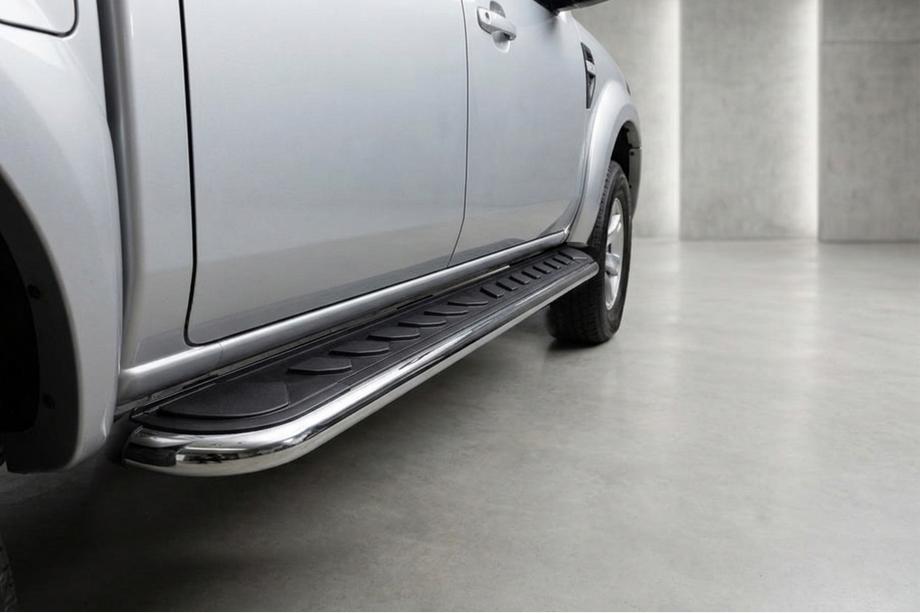 Mazda BT-50 2007–2012 Maydos V1 side steps (2 stuks, RVS) Image