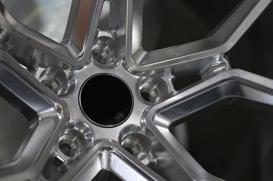Lotus Emeya Gesmede velgen OEM R20 V7 (4 stuks) Foto 15