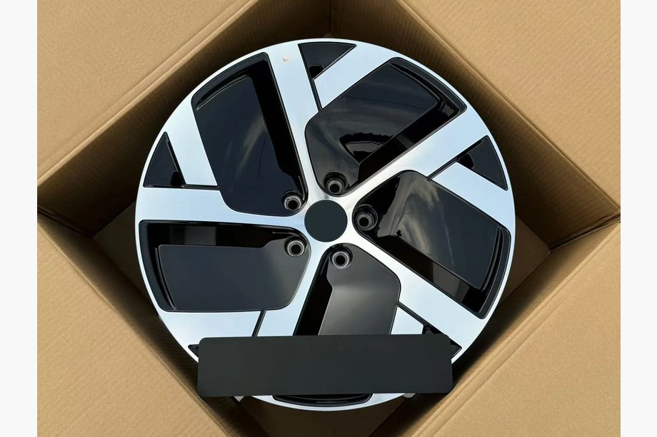Lucid Air Gesmede OEM velgen R19 V3 (4 stuks) Foto 2