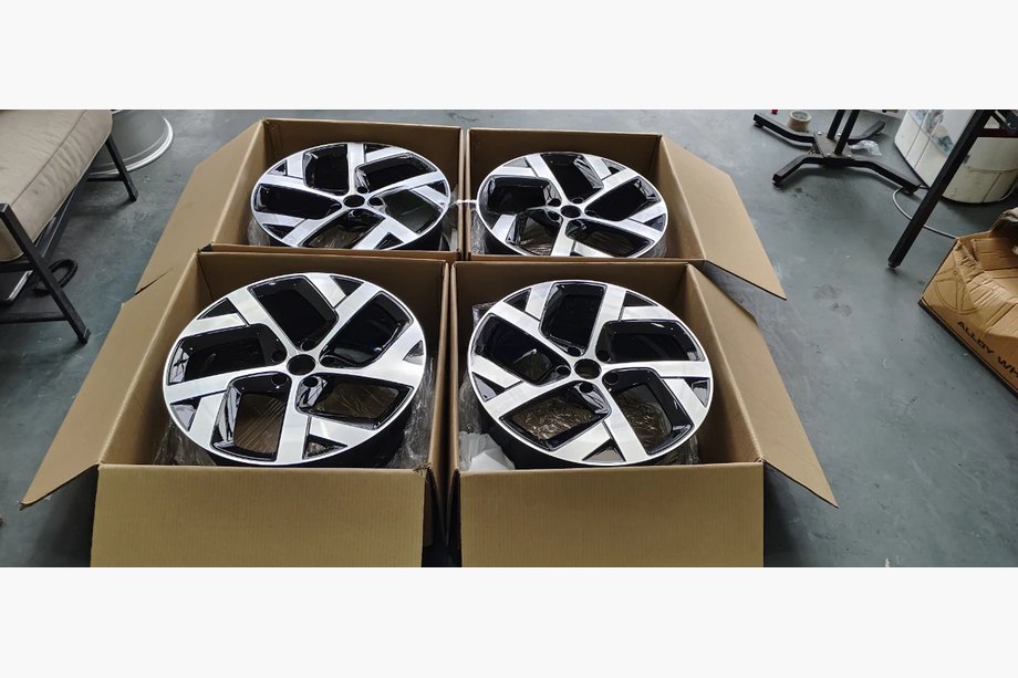 Lucid Air OEM gesmede velgen R21 (4 stuks) Foto 6