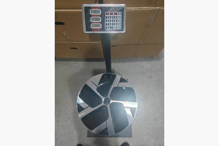 Lucid Air Gesmede OEM velgen R20 V1 (4 stuks) Foto 10