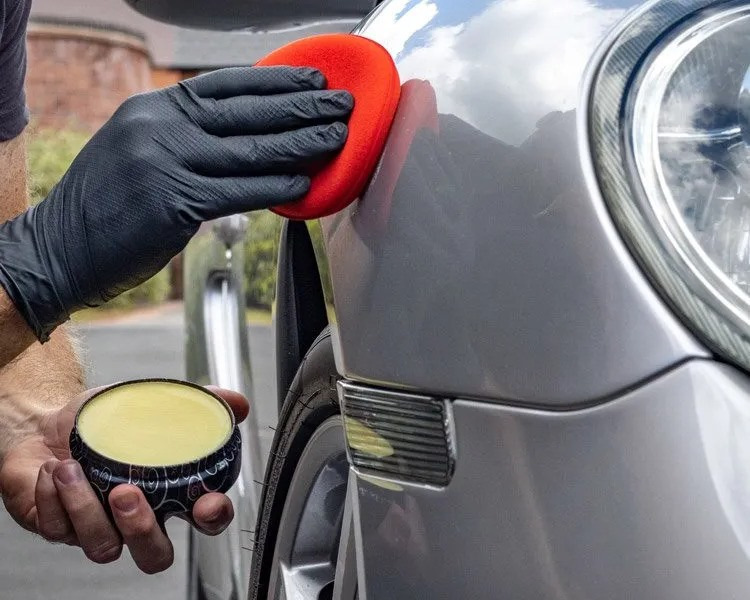 Zo kies je autowax: gegarandeerde glans en bescherming