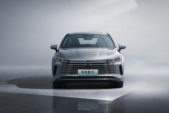 BYD Destroyer 05 DM-i: review van de hybride sedan (2024)