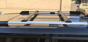 Lexus GX550 2023– Originele dwarsdragers voor dakrails (2 stuks) foto 1