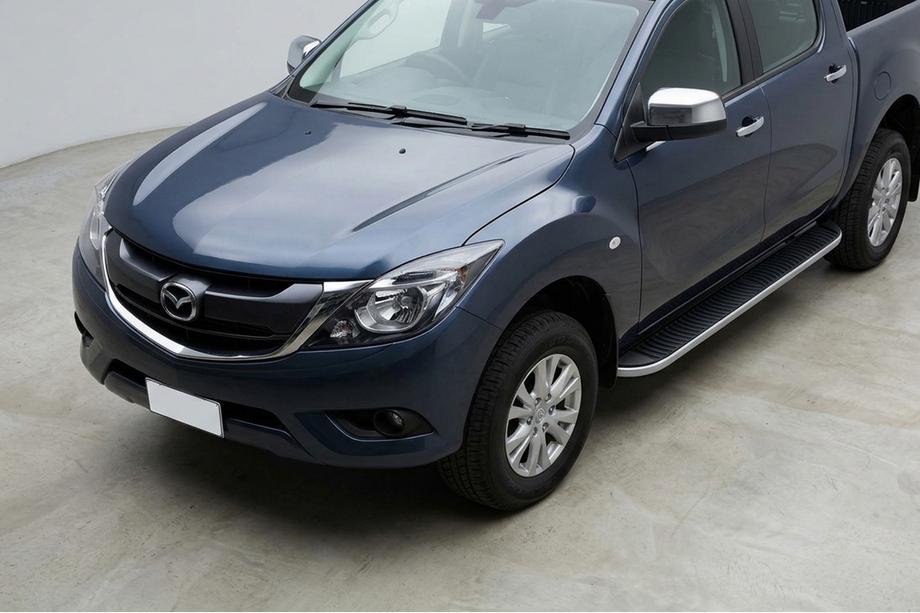 Mazda BT-50 2012– Tayga side steps (2 stuks, aluminium) Image