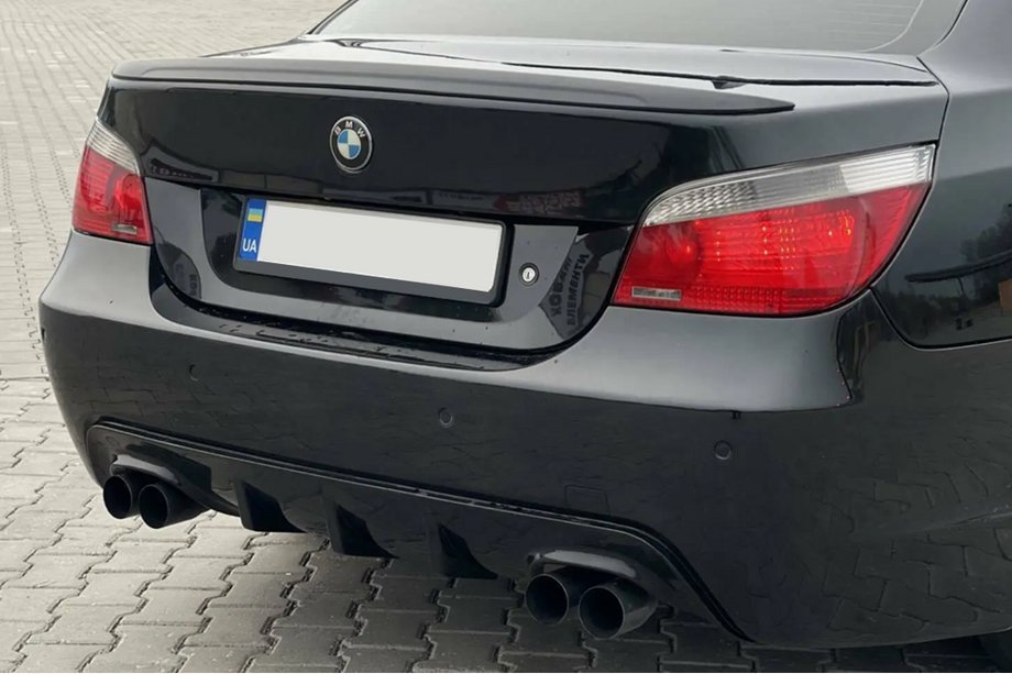 BMW 5 Serie E60/E61 2003–2010 Achterbumper diffuser (voor M-Sport, ABS) Image