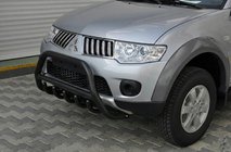 Mitsubishi Pajero Sport 2008–2015 Frontbeschermbeugel WT003 Black (RVS) foto 1