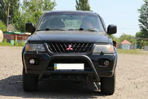 Mitsubishi Pajero Sport 1996–2007 Bullbar WT003 Black (RVS) foto 4